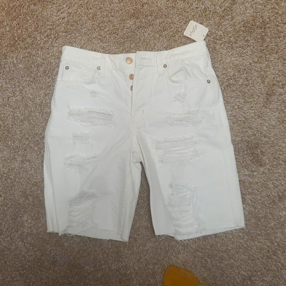 Free people brand new Bermuda shorts